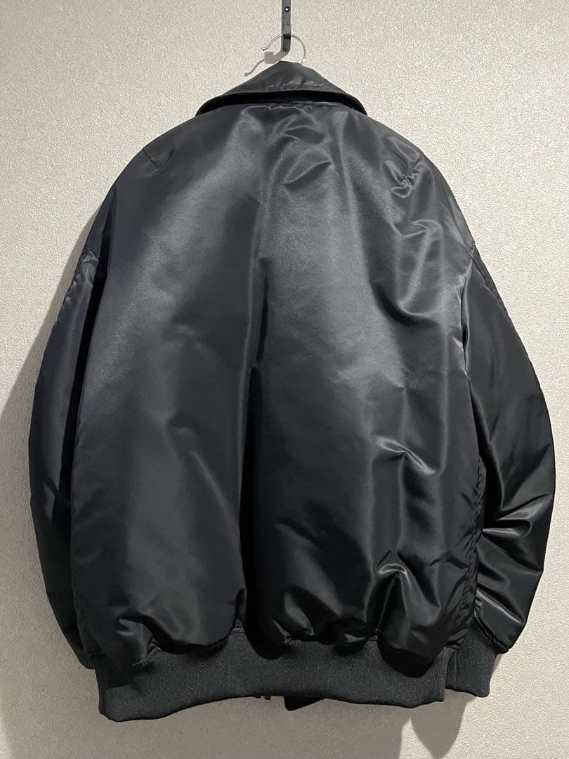 +j UNIQLO ダウンオーバーサイズリブブルゾン