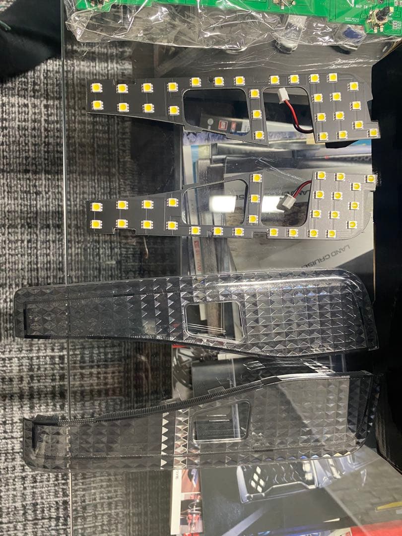30系アルファード&ヴェルファイア　LEDルームランプKit F&R1台分！！