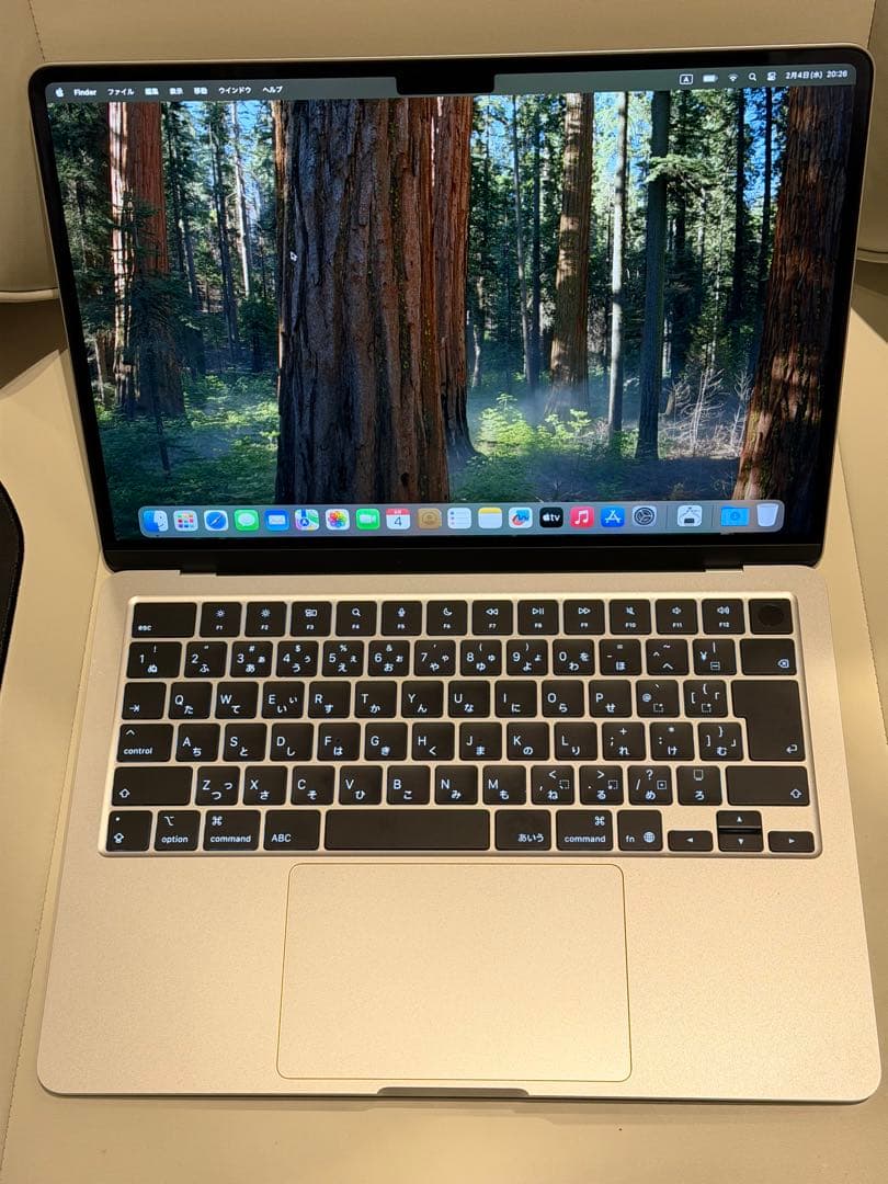 ほぼ新品MacBook Air 2025 M4 32GB JIS