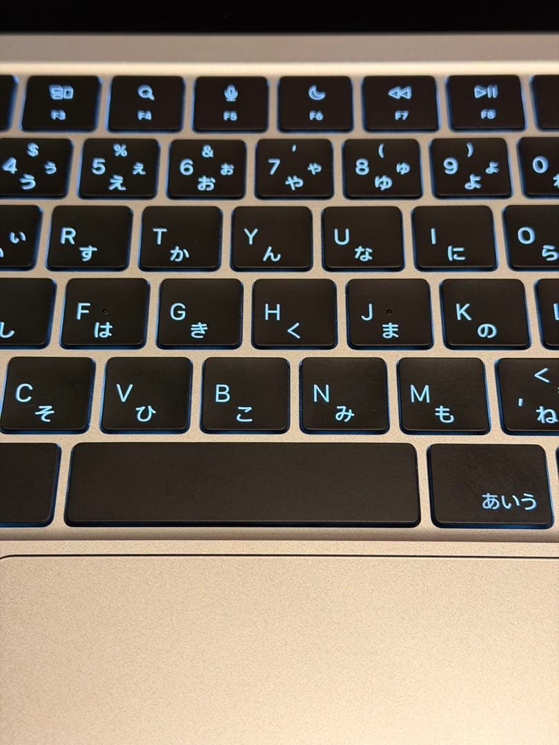 ほぼ新品MacBook Air 2025 M4 32GB JIS