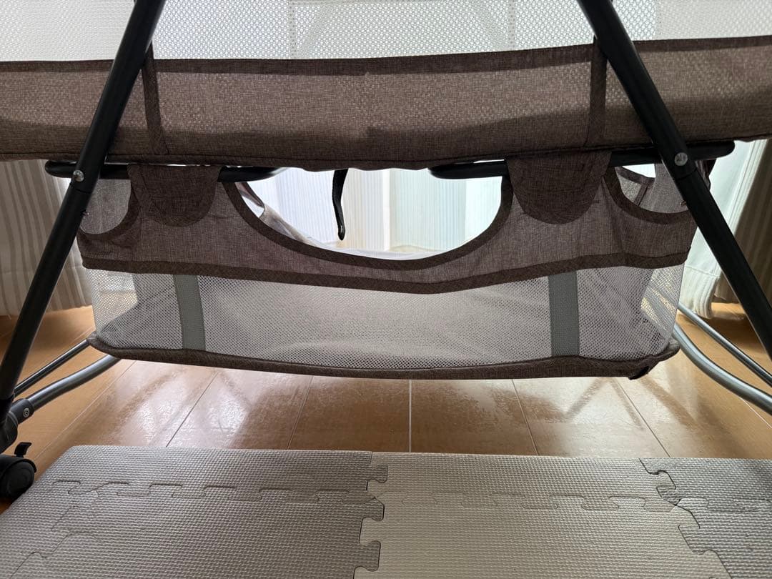 【美品】折りたたみベビーベッド コンパクト 持ち運び便利 出産準備