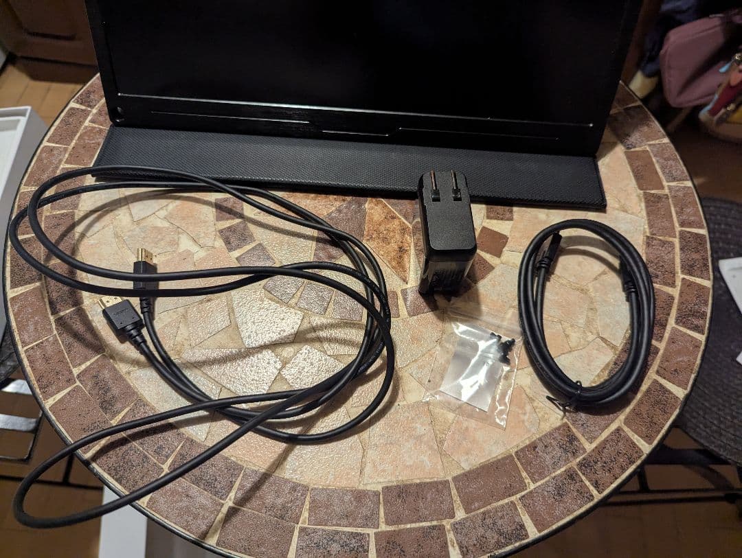 EVICIV 15.6インチ 4K モバイルモニター