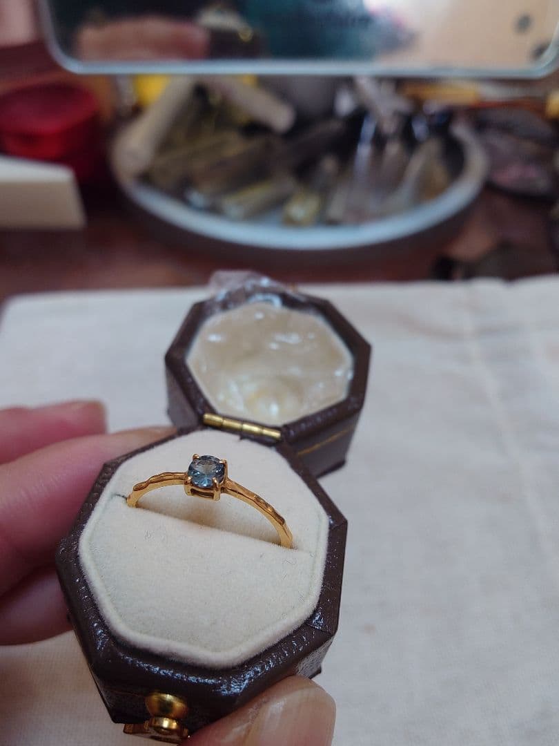 サファーリン　リング　k18 12号