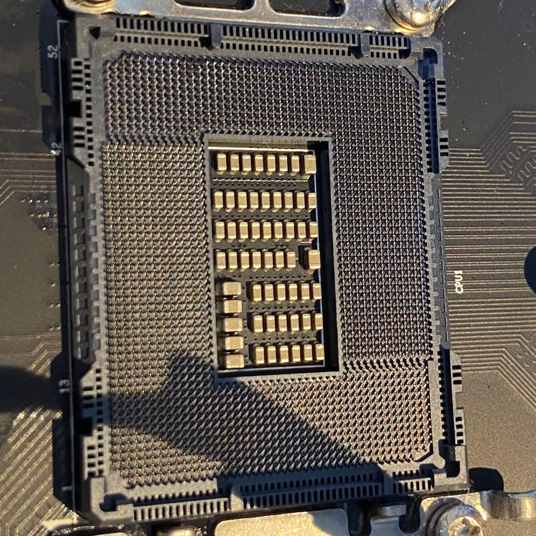 B660 LGA1700 マザーボード CPUクーラー付き Lenovo純正