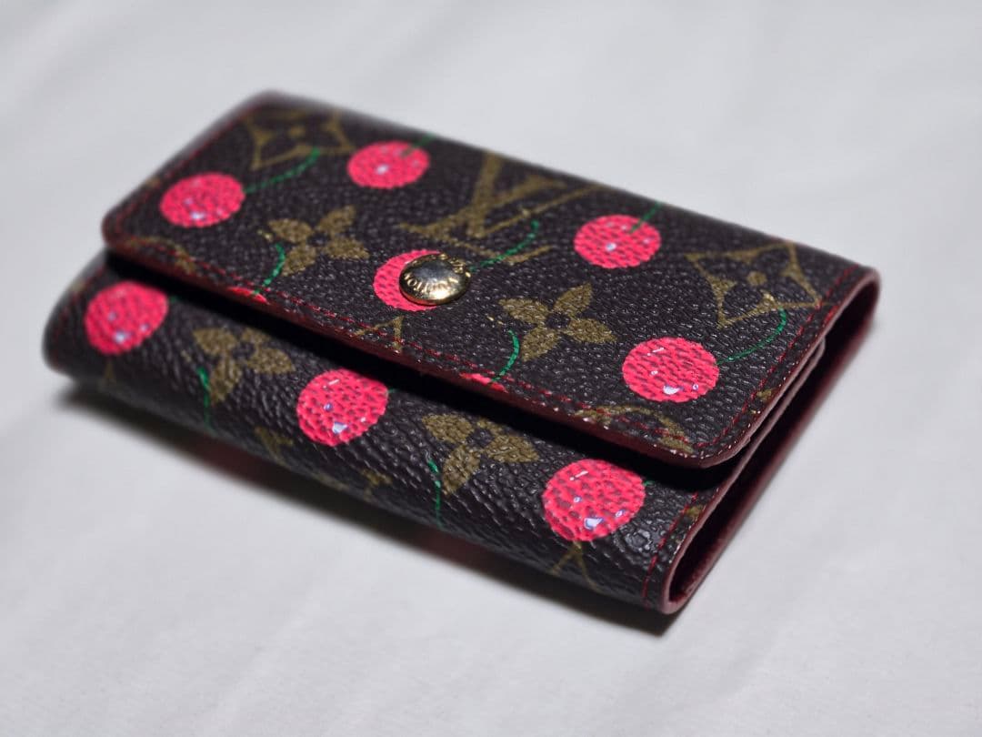 市丸さま専用Louis Vuitton 村上隆 チェリー 6連キーケース 廃盤
