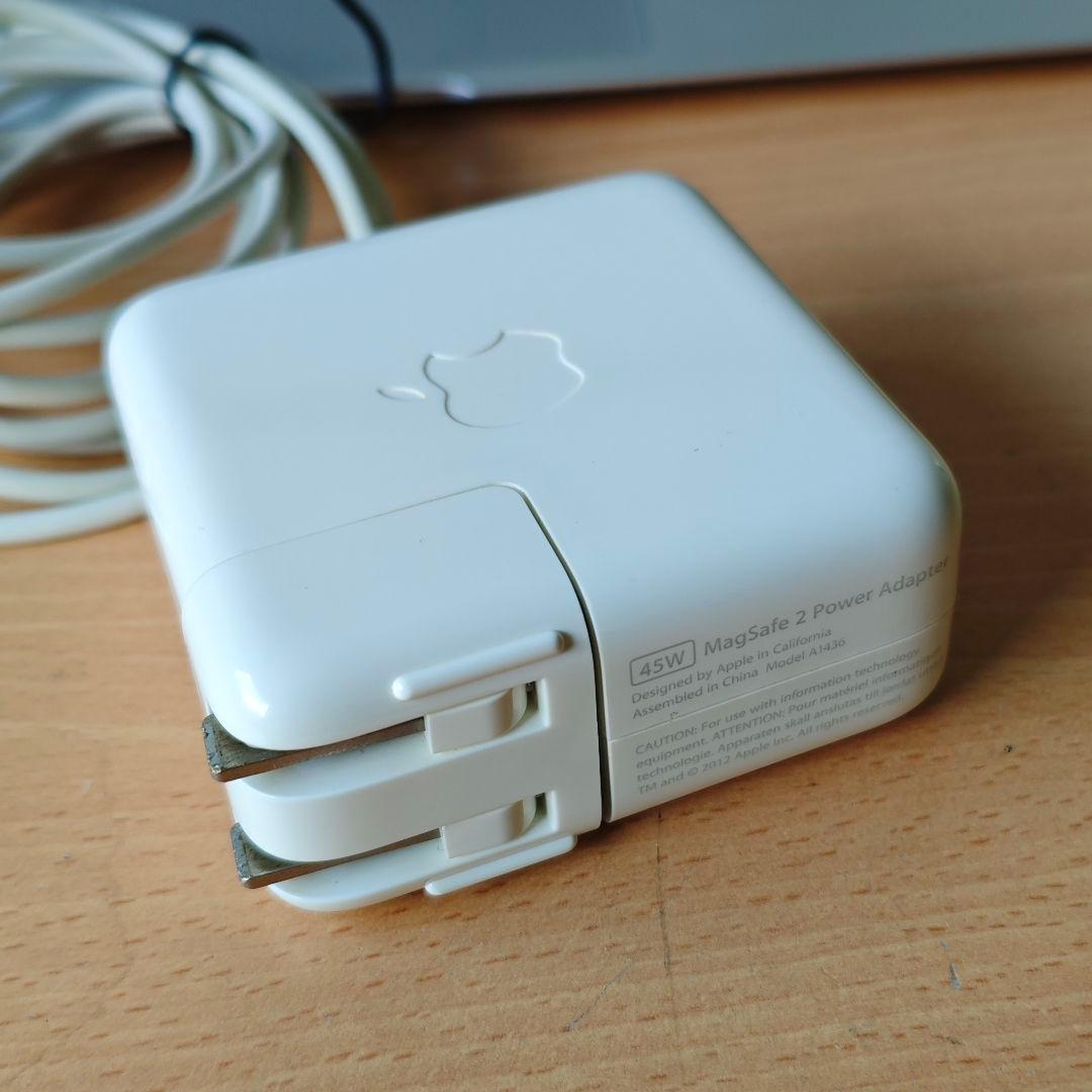 【最新OS RAM8GB】Macbook Air 11インチ　2013 充電器付