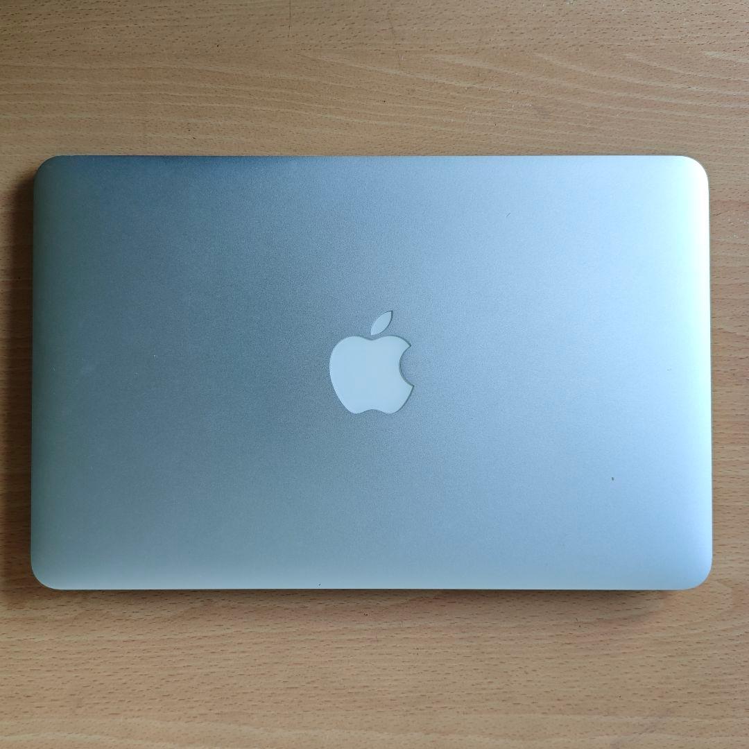 【最新OS RAM8GB】Macbook Air 11インチ　2013 充電器付