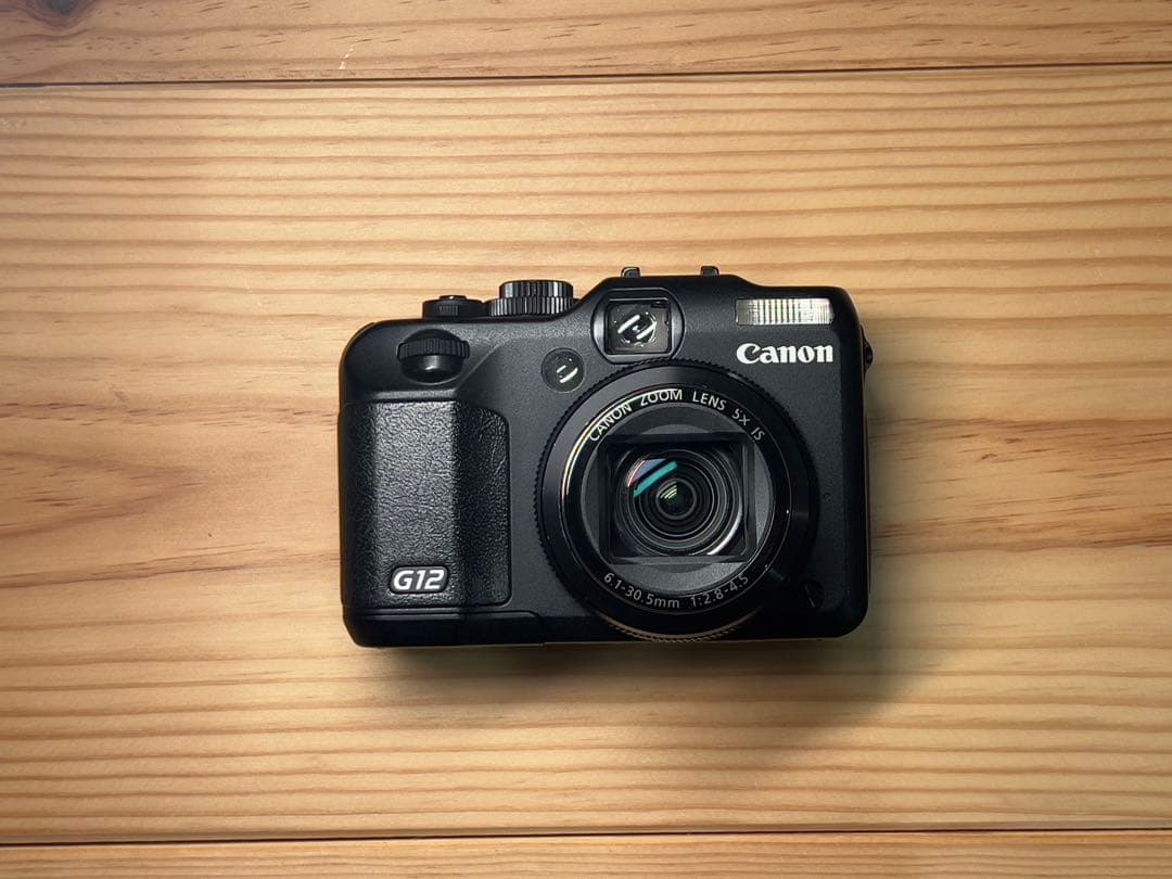 Canon キャノン PowerShot G12 バッテリー3個、充電器