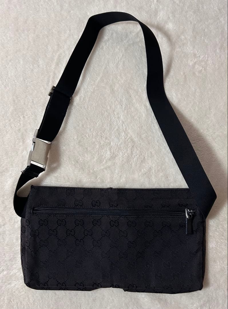 GUCCI グッチ ウエストポーチ ボディバッグ GGキャンバス 黒