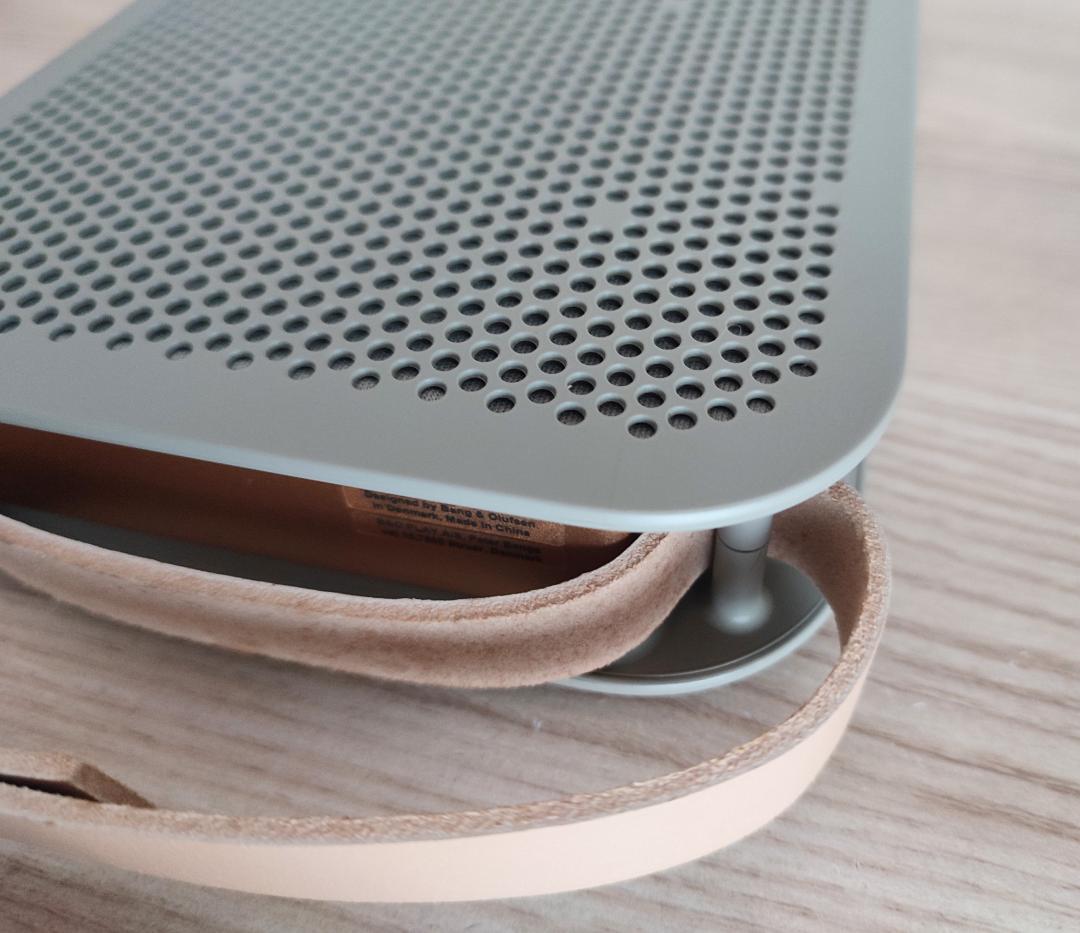 Bang & Olufsen スピーカー B&O Beoplay A2 グレー銅