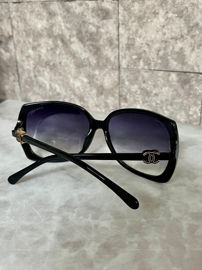 【美品】CHANEL サングラス　ココマーク　ケース付き