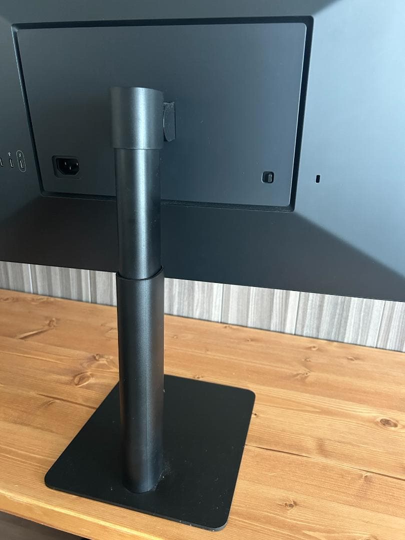 【美品】LG モニター UltraFine 5K Display 27MD5KA