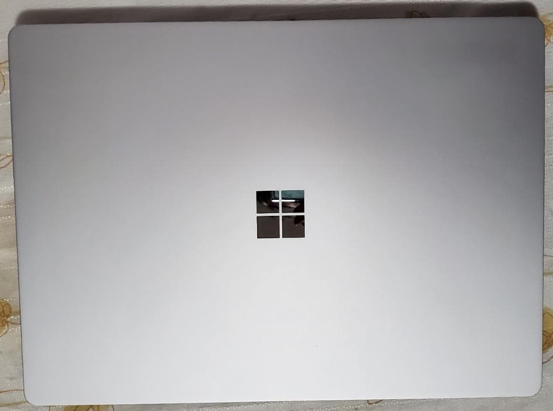 (美品) Surface LapTop 2 i5/8GB/256GB off