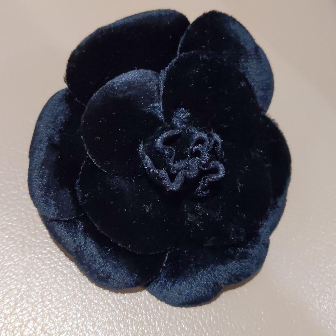 CHANELカメリアコサージュ