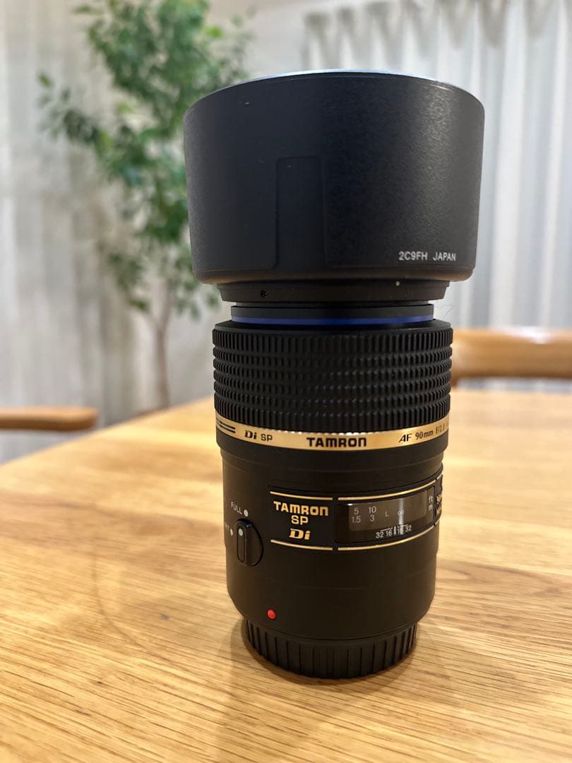TAMRON 90mm F2.8 MACRO（タムキュー）