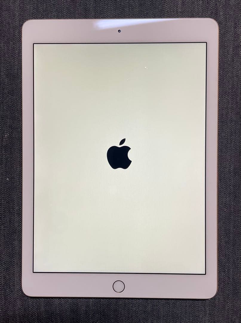 iPad Pro 9.7インチ Wi-Fi 128GB ゴールドMLMX2J/A