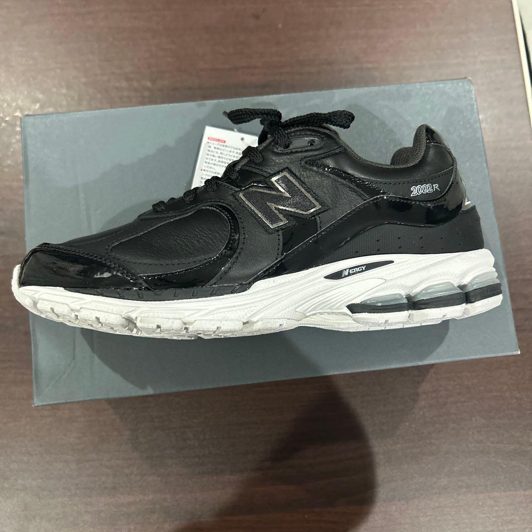 ニューバランス 2002R ブラック 27.0センチ