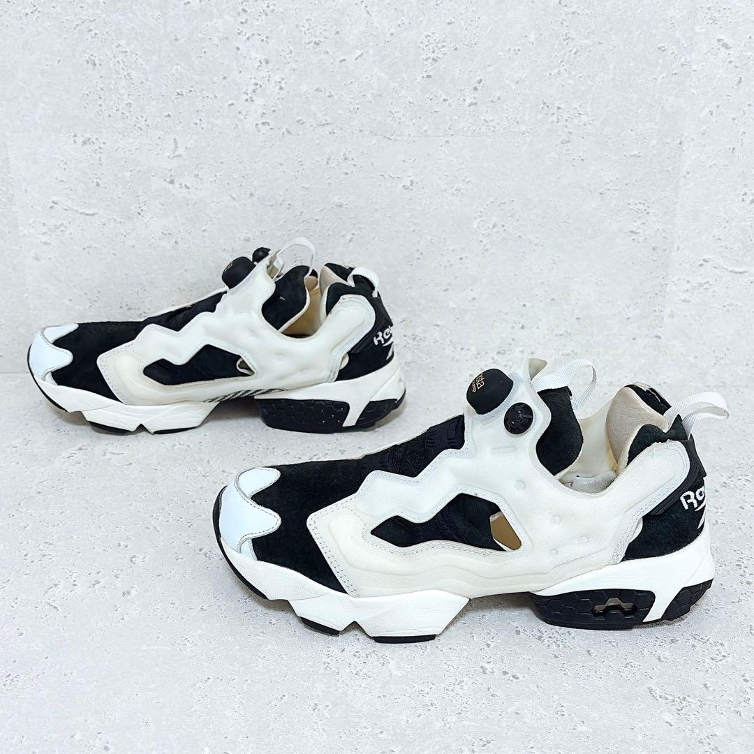 リーボック インスタポンプフューリー スニーカー ブラック ホワイト 26cm