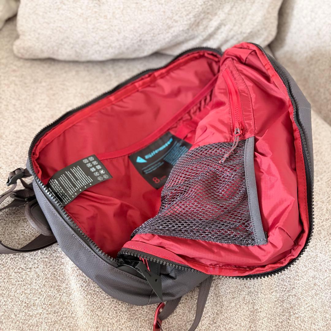 klattermusen Gautメッセンジャーバッグ ブラック