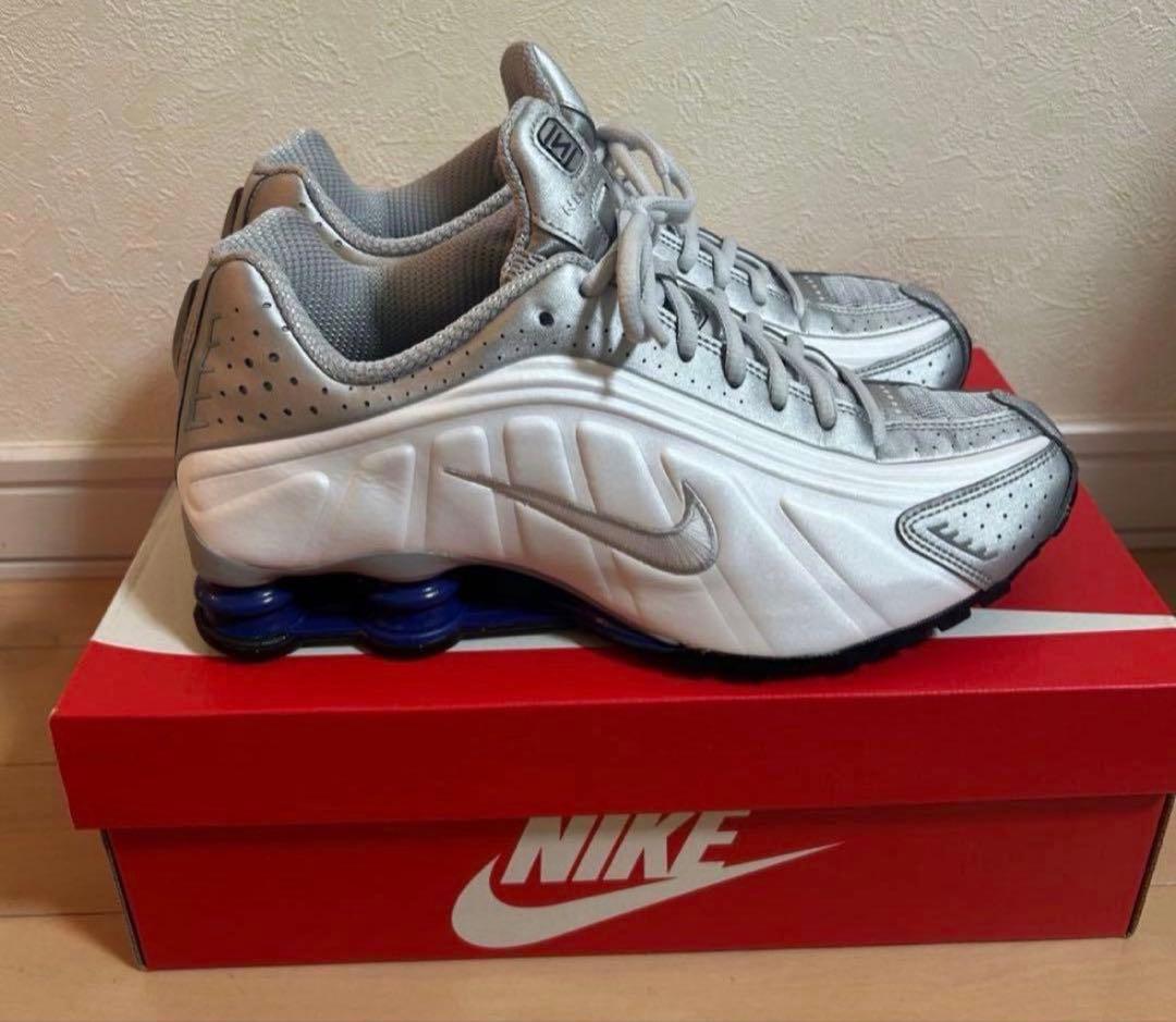 【最安値】NIKE SHOX R4