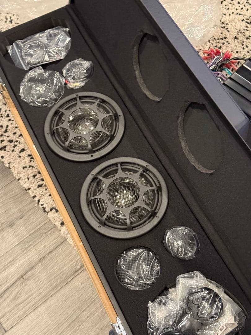 スピーカー・ウーファー morel ELATE CARBON PRO 3way