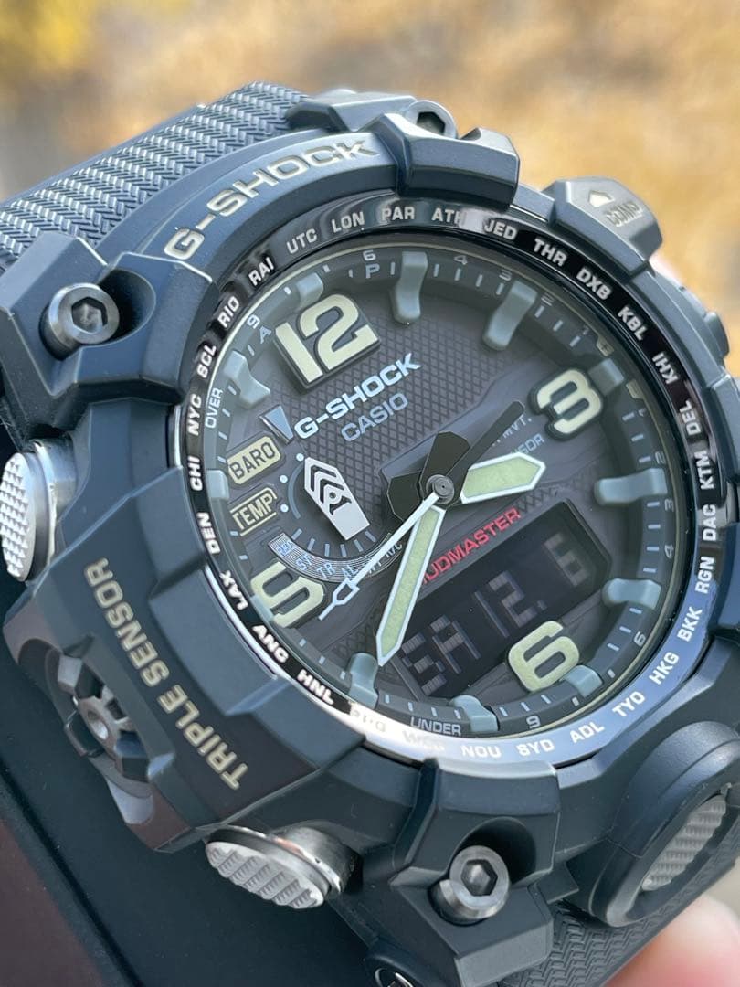 CASIO G-SHOCK GWG-1000 デジタル・アナログ腕時計