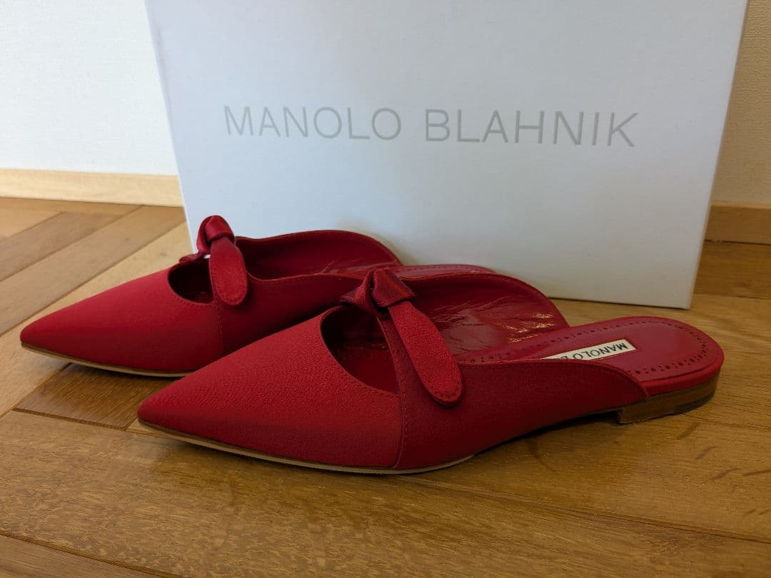 Manolo blahnik フラットミュール サンダル 赤 リボン　34