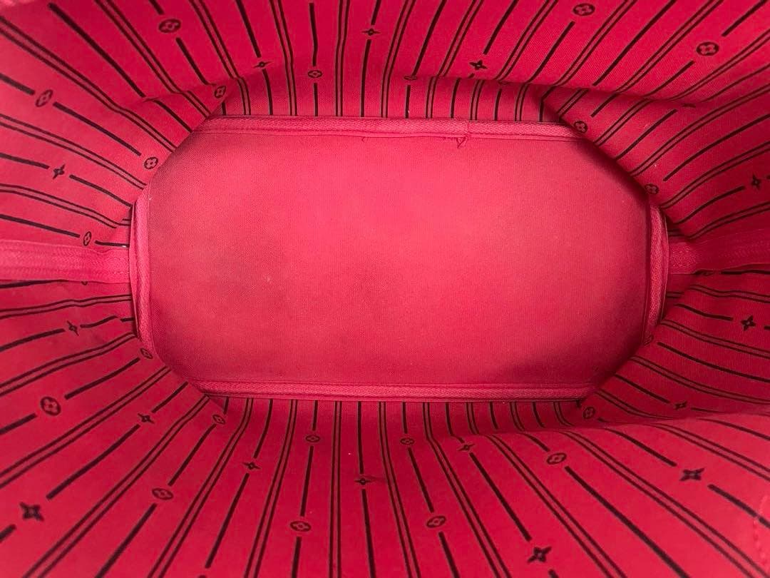 ルイヴィトンバッグ　ネヴァーフルダミエ