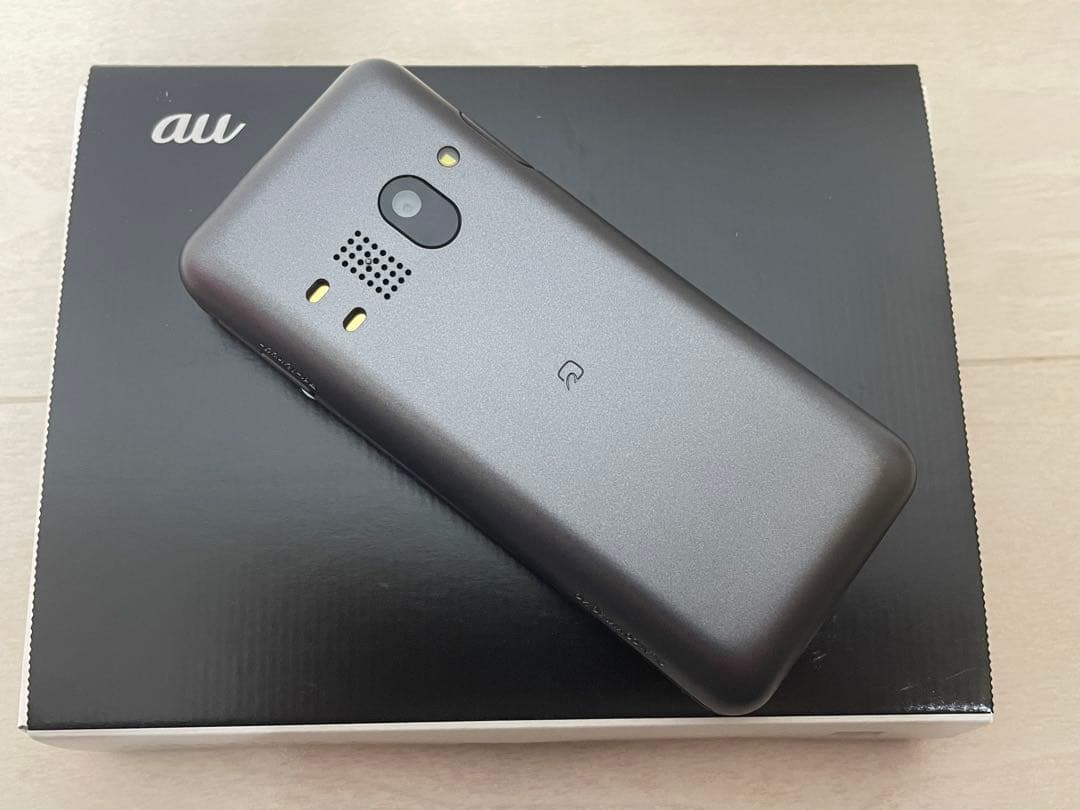 クリスマス値下！新品SIMフリー au GRATINA 4G KYF31ブラック