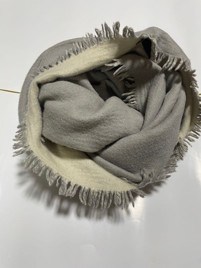 ❤️お値下げ❤️ドゥースグロワール❤️カシミヤスヌード