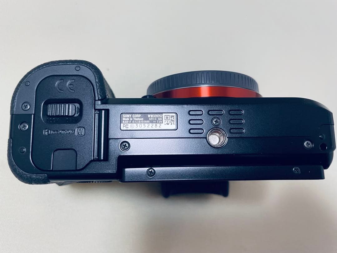 Sony α7 WW328262 & レンズ SEL2870