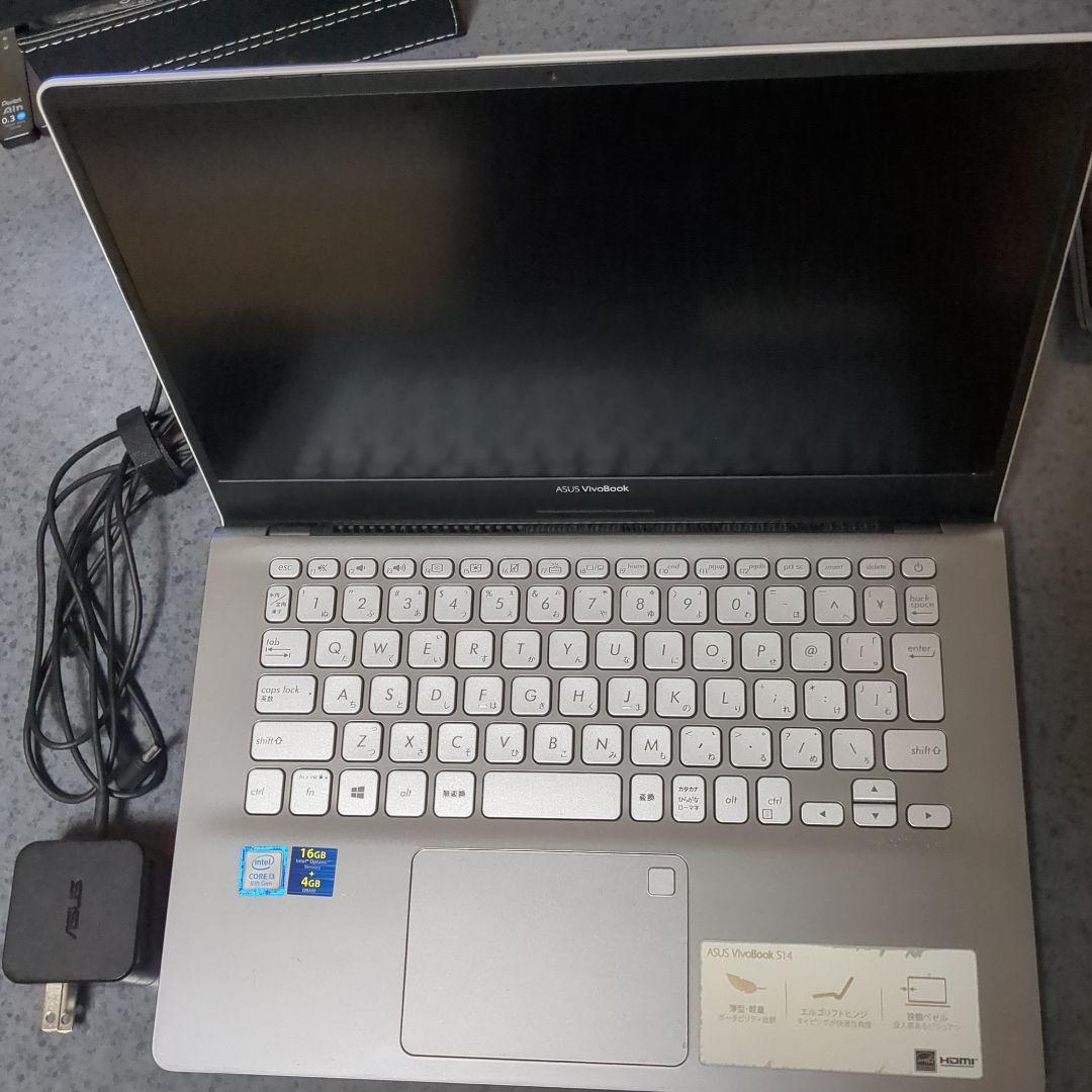 A*i様 ASUS VivoBook S14 本体 DRAM4GB　マニュアル、