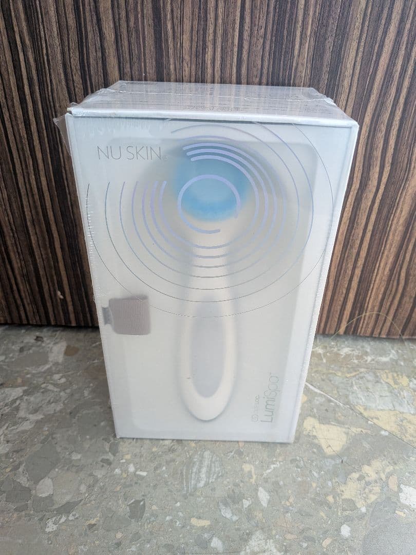 【未開封】ニュースキン　ルミスパ