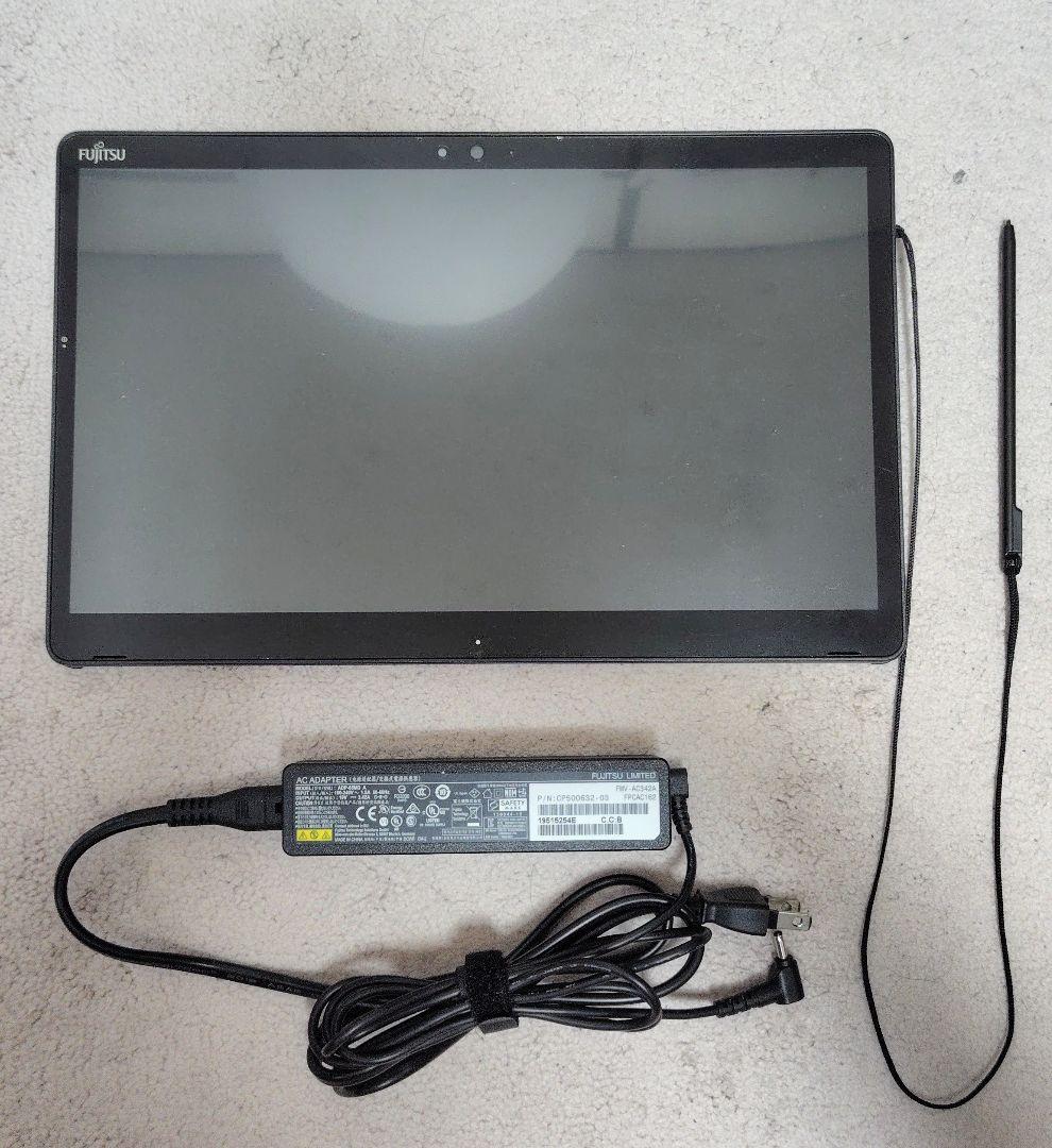 富士通FMV Windows11 タブレットPC 13.3インチ