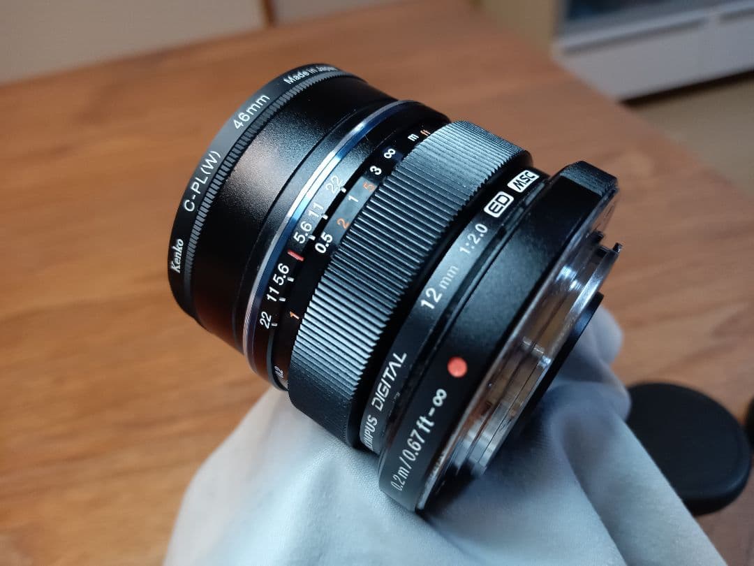 【円偏光フィルター付】 OLYMPUS M.ZUIKO 12mm F2.0 ED