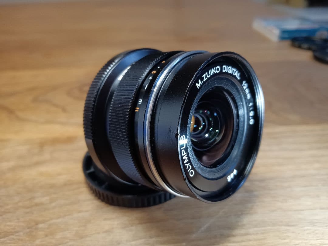 【円偏光フィルター付】 OLYMPUS M.ZUIKO 12mm F2.0 ED