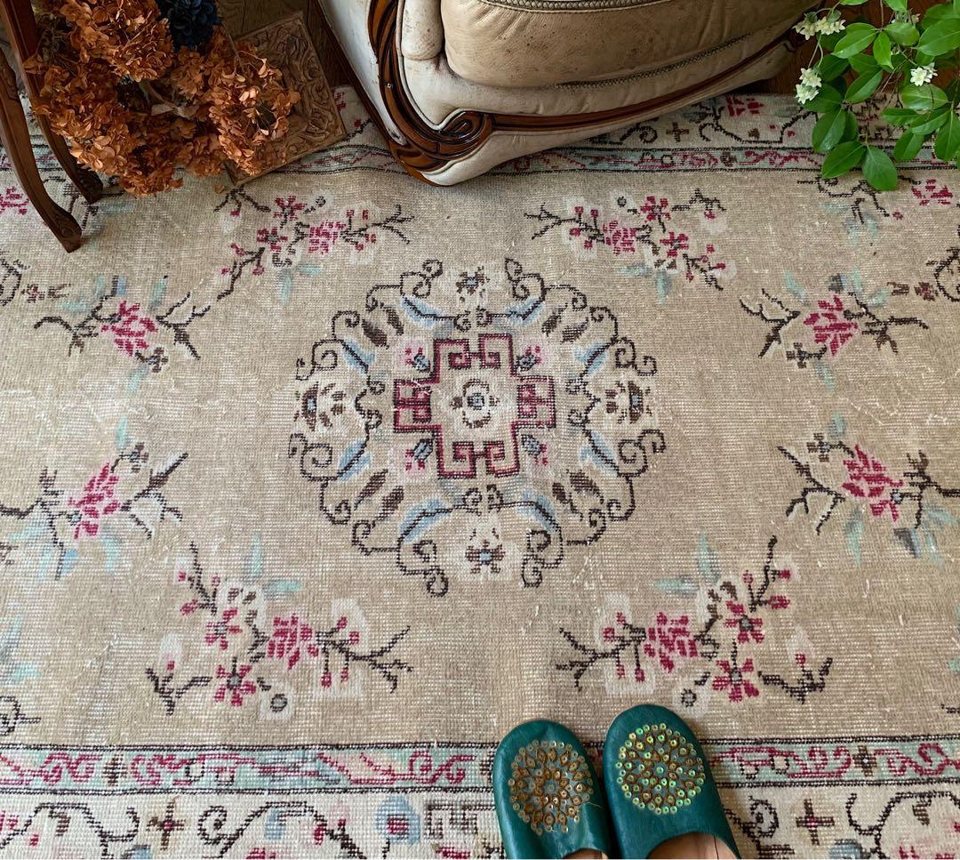 シノワズリ　213×110 トルコヴィンテージラグ　ペールカーキ トルコラグ