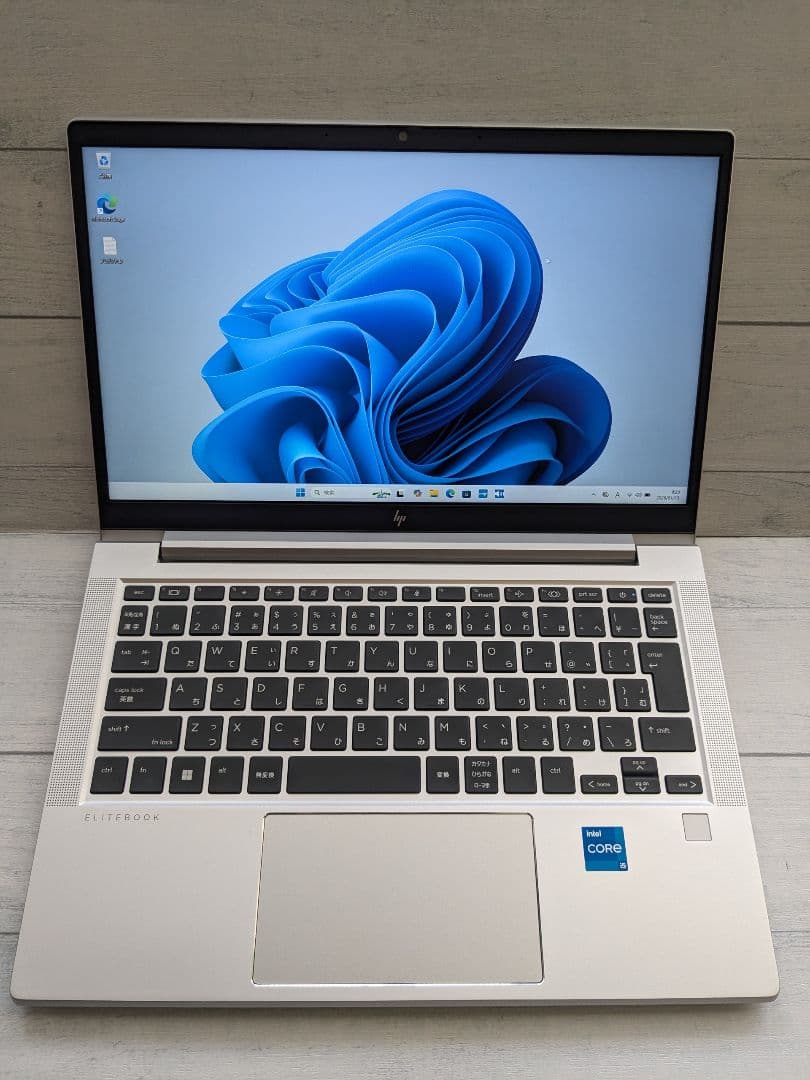 ① HP EliteBook 630 G10 16GB 256GB FHD