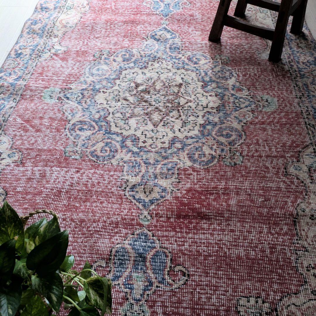 128×221 メダリオンシャビーレッド　トルコヴィンテージラグ