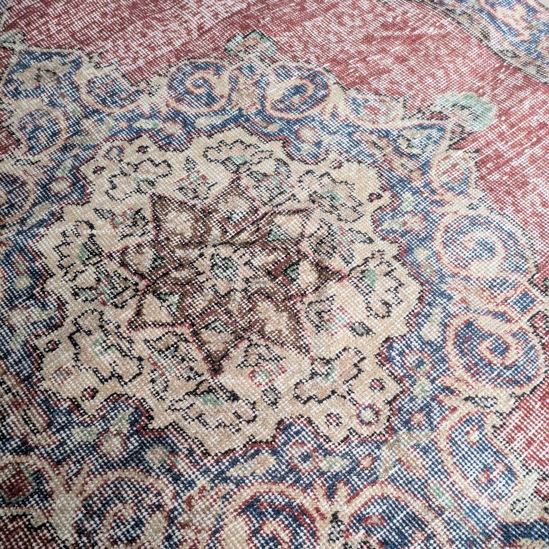 128×221 メダリオンシャビーレッド　トルコヴィンテージラグ