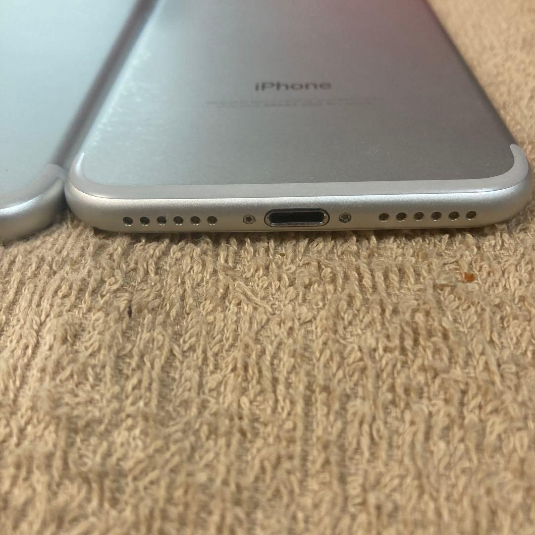 にんにん　iPhone7 32GBシルバー