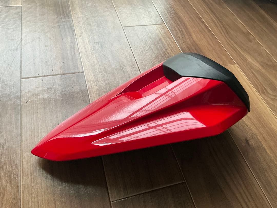 【ちょこ】HONDA純正　CBR1000RR-R シングルシート