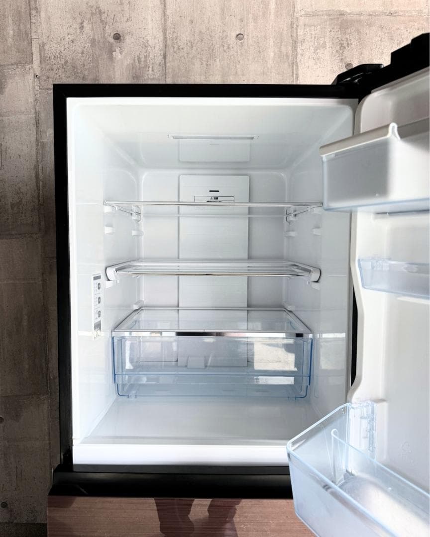 設置まで✨ Hisense ファミリー用大型冷蔵庫 282L✨ 2022年製⭕️