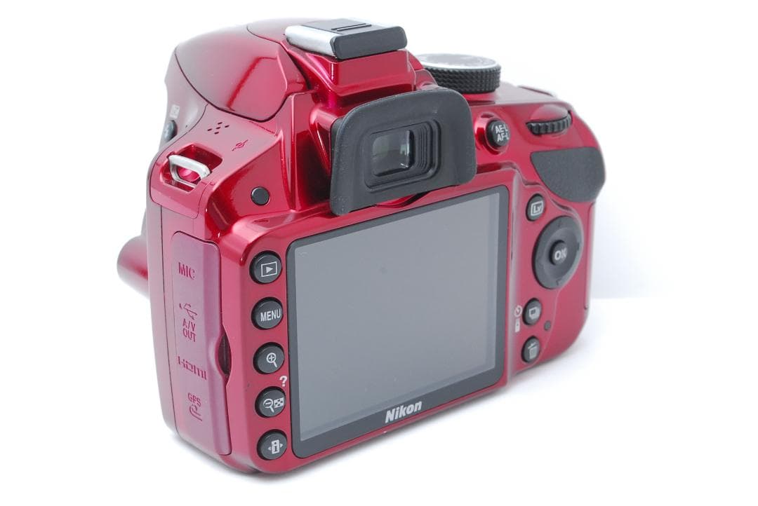 【新品級ショット数：２２１８枚】Nikon D3200　スマホ転送　希少　レッド