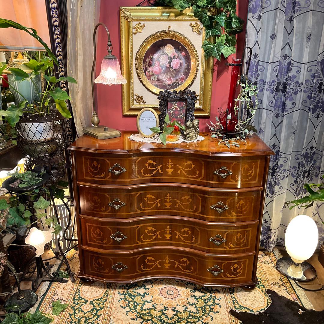 雪　Sale イタリアン アンティークPT 象嵌　４DRキャビネット