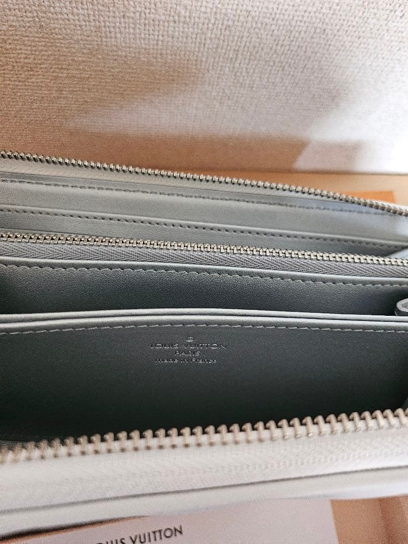 新品未使用✨ルイヴィトン ジッピーウォレット skiコレクション✨完売品