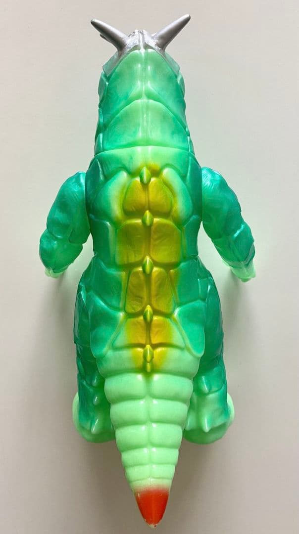 再生ドラコ 怪獣 ソフビ 怪獣郷 円谷コミュニケーションズ ドラコ 蓄光