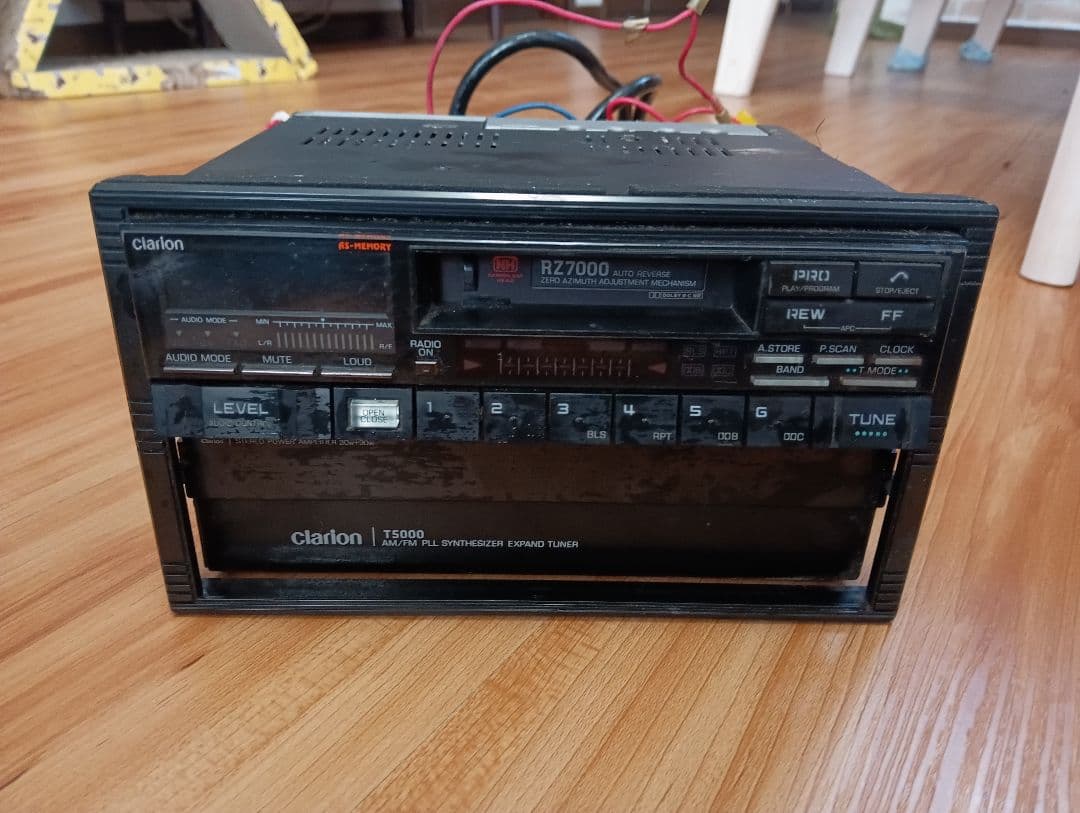 Clarion RZ7000 カセットデッキ AM/FMラジオ