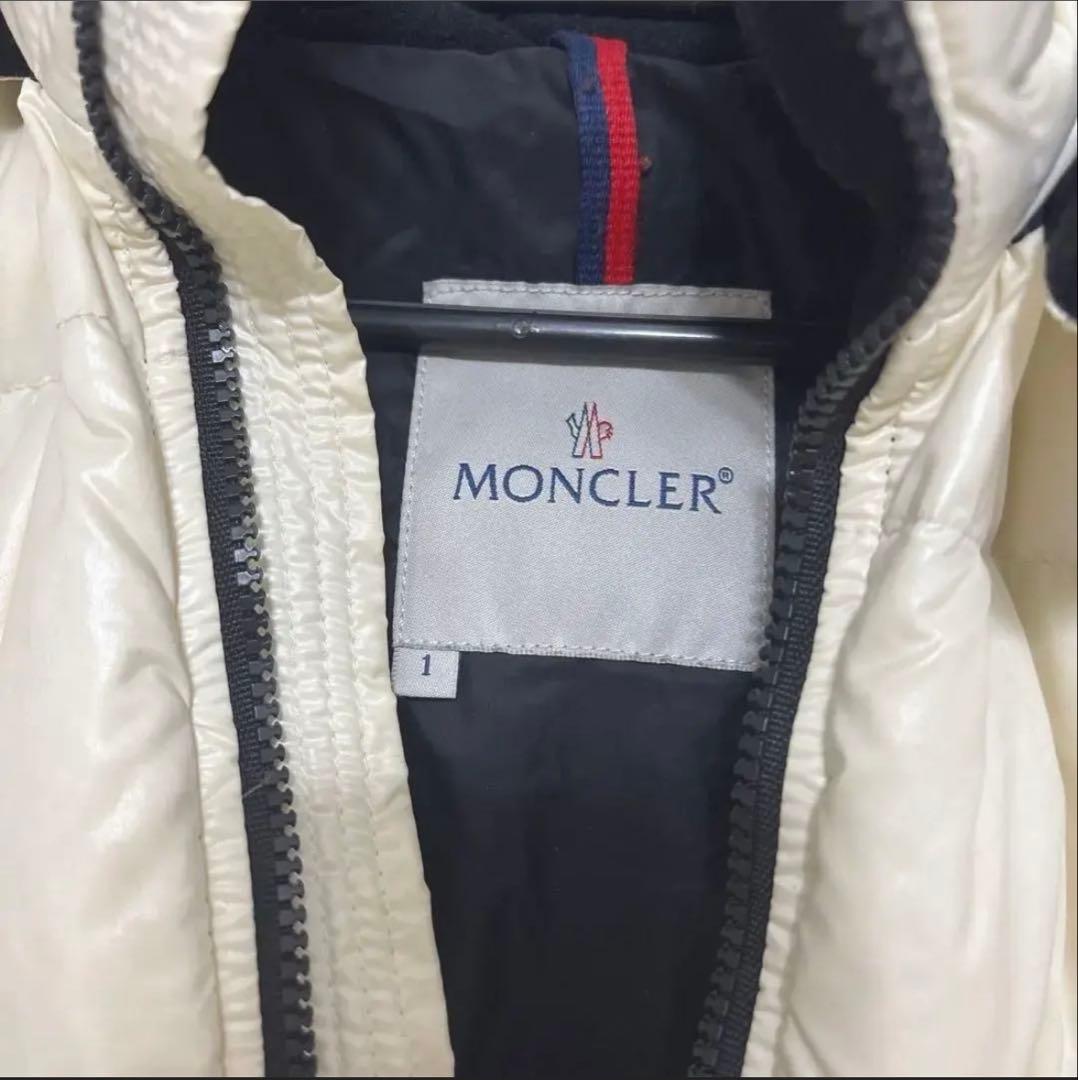 MONCLER アイボリー ダウンジャケット