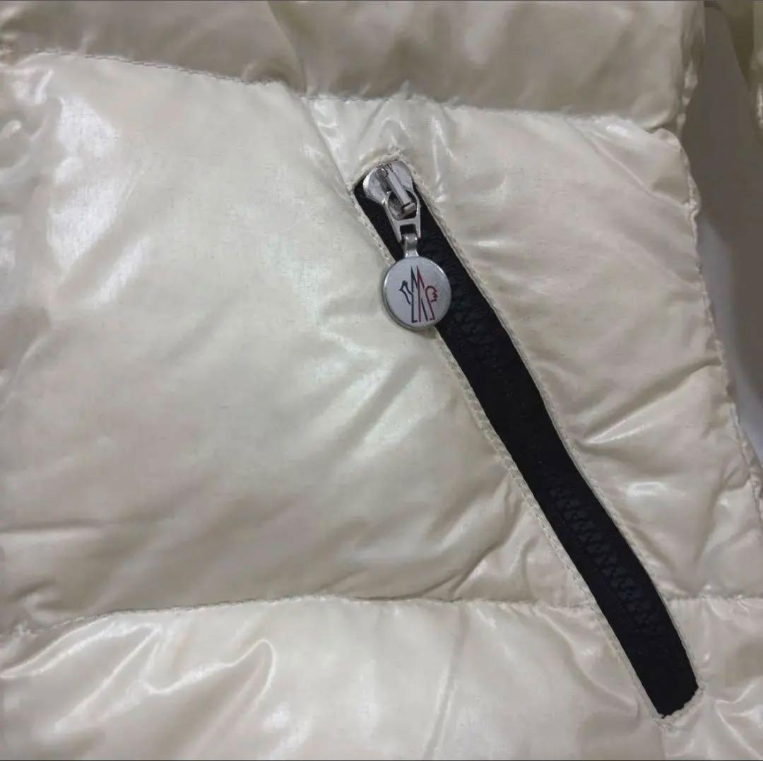 MONCLER アイボリー ダウンジャケット